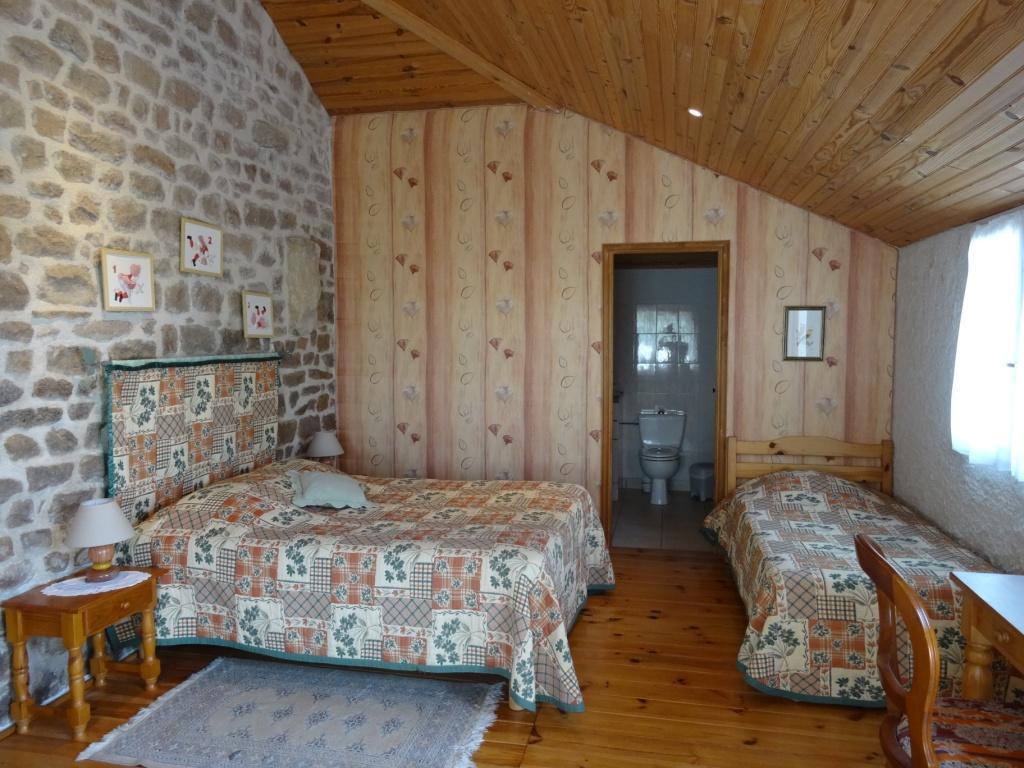 La Clef Des Champs Bed & Breakfast La Roche-en-Brenil Стая снимка